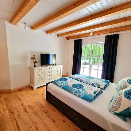 Waldchalet Am Elzbach - Waldtraum شقة Ulmen